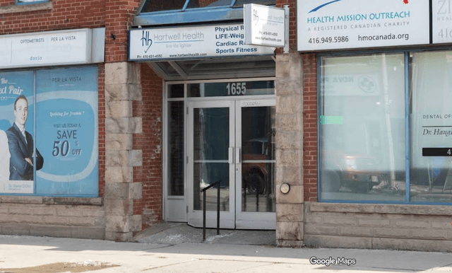 Storefront entrance at Lovely Sugaring's location